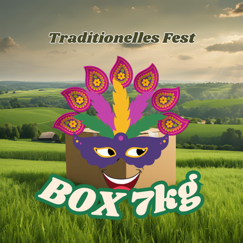 Box 7 kg Traditionelles Fest vor Landschaft im Freien mit traditionellem Dekor.